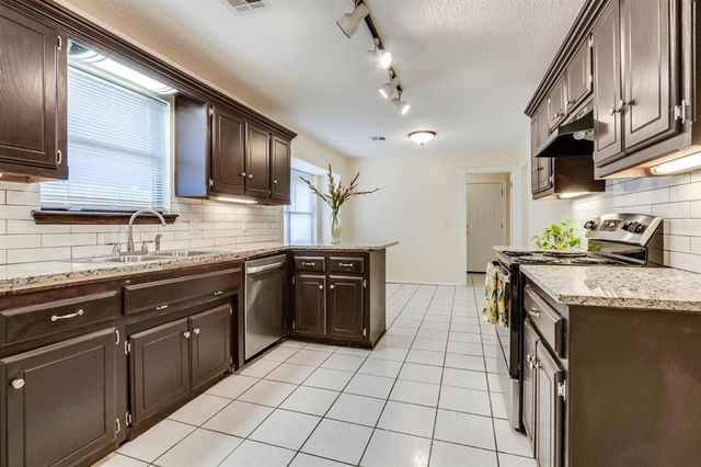 11921 Blue Moon Avenue, Oklahoma City, OK 73162