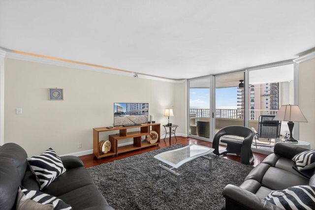 5200 N Ocean Drive 1004, Singer Island, FL 33404