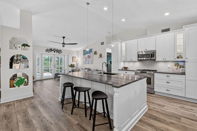 252 Coconut Point, Jupiter, FL 33458