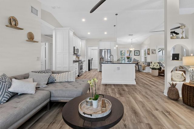 252 Coconut Point, Jupiter, FL 33458