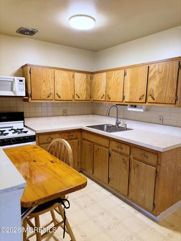 28 C Holly Street, Manchester, NJ 08759