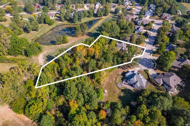 281 Creekside Court, Hartford City, IN 47348