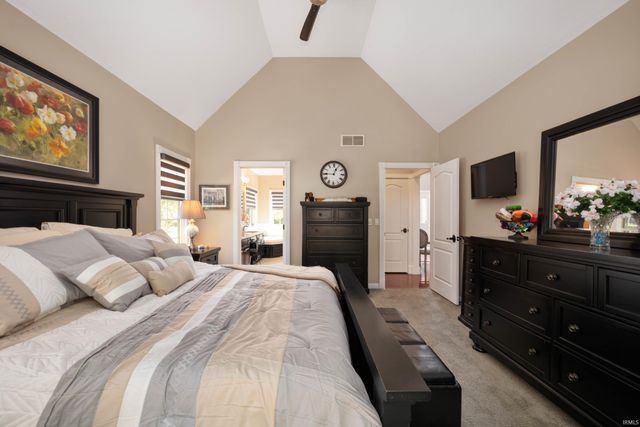 281 Creekside Court, Hartford City, IN 47348