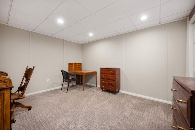 281 Creekside Court, Hartford City, IN 47348