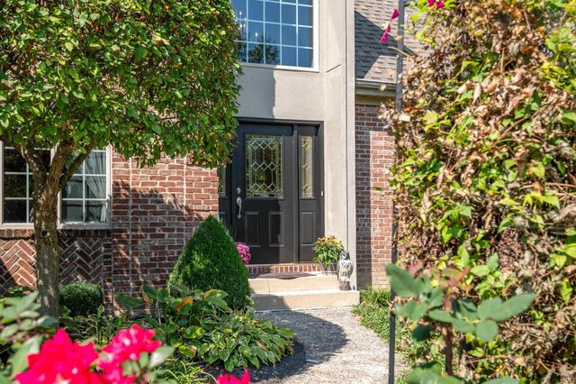 281 Creekside Court, Hartford City, IN 47348