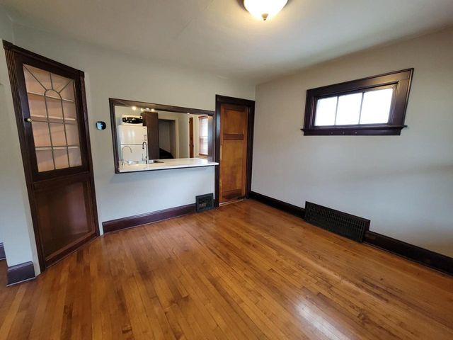 3156 S California STREET, Milwaukee, WI 53207