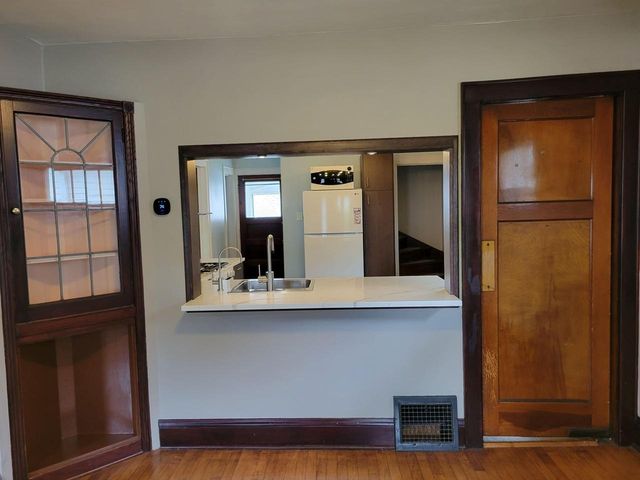 3156 S California STREET, Milwaukee, WI 53207