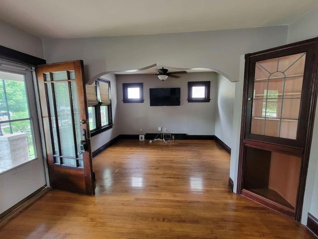 3156 S California STREET, Milwaukee, WI 53207