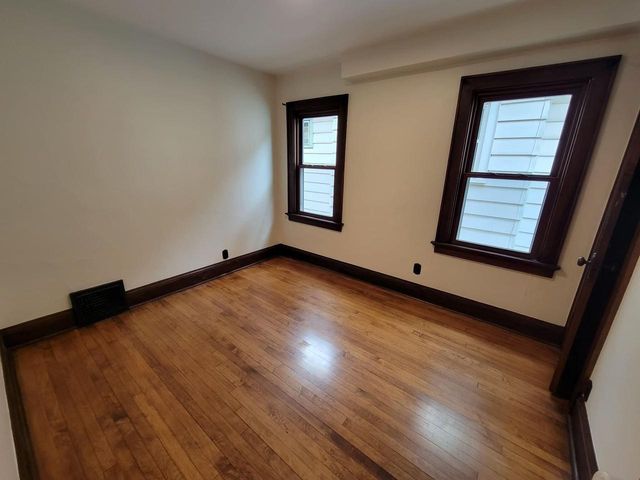 3156 S California STREET, Milwaukee, WI 53207