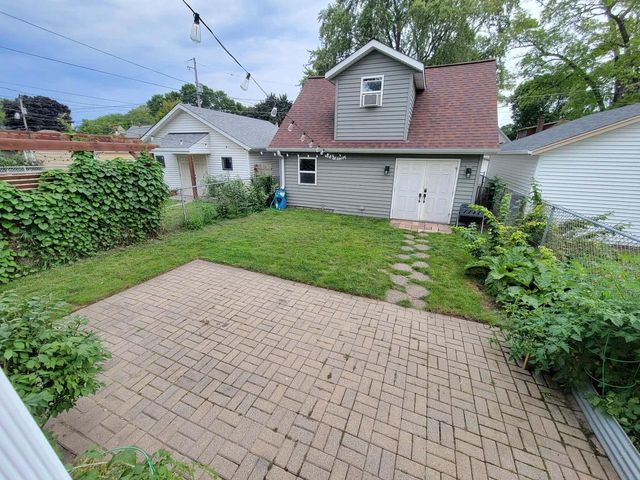 3156 S California STREET, Milwaukee, WI 53207