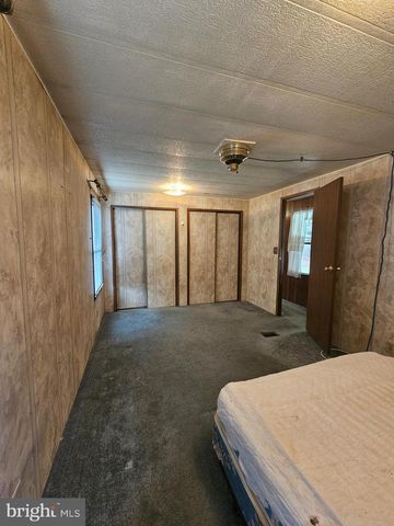 239 PIN OAK, Carneys Point, NJ 08069