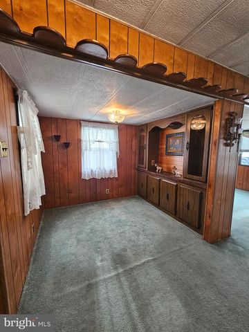 239 PIN OAK, Carneys Point, NJ 08069