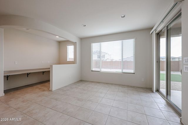1951 W SIENNA BOUQUET Place, Phoenix, AZ 85085