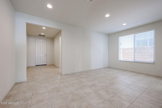 1951 W SIENNA BOUQUET Place, Phoenix, AZ 85085