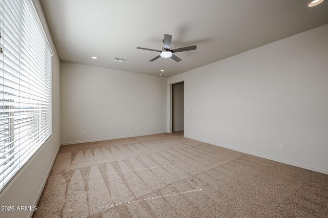 1951 W SIENNA BOUQUET Place, Phoenix, AZ 85085