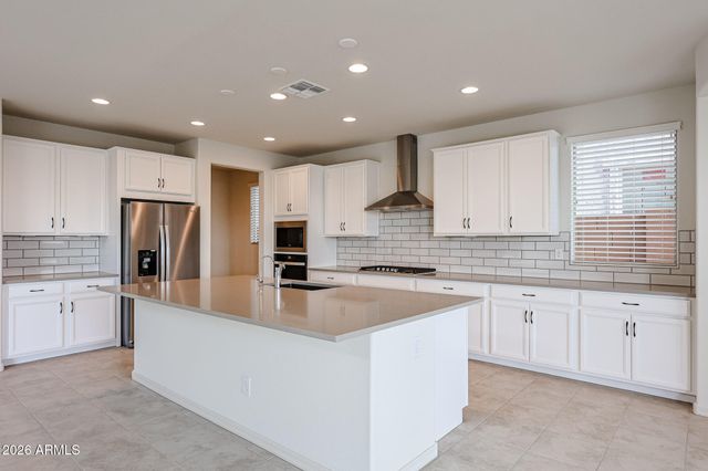 1951 W SIENNA BOUQUET Place, Phoenix, AZ 85085