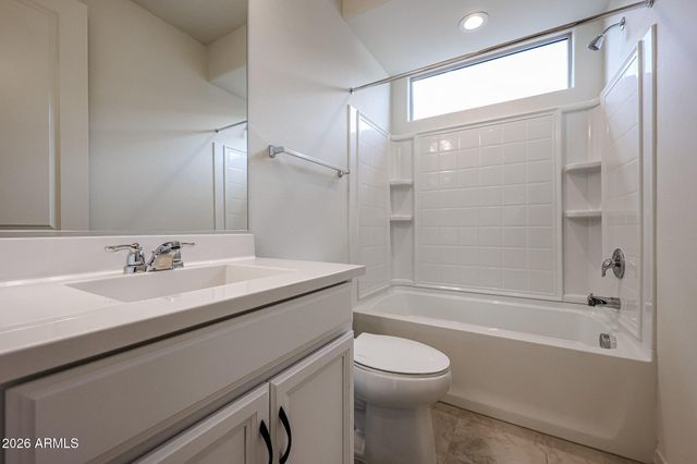 1951 W SIENNA BOUQUET Place, Phoenix, AZ 85085