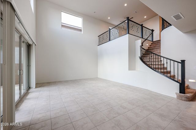 1951 W SIENNA BOUQUET Place, Phoenix, AZ 85085