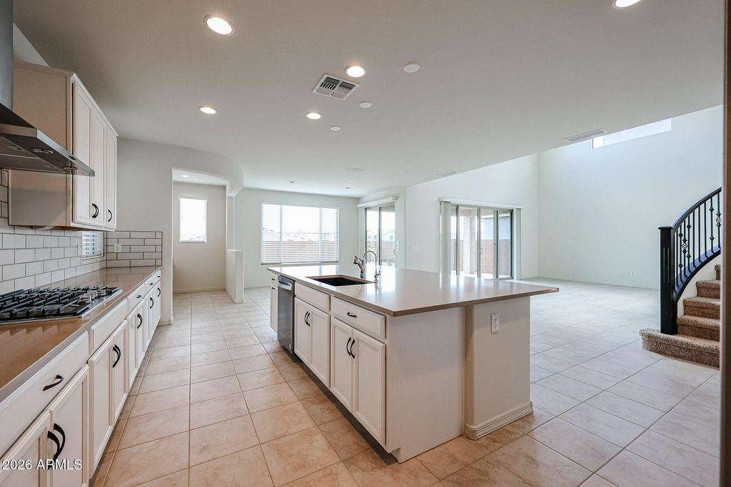 1951 W SIENNA BOUQUET Place, Phoenix, AZ 85085 — photo 5