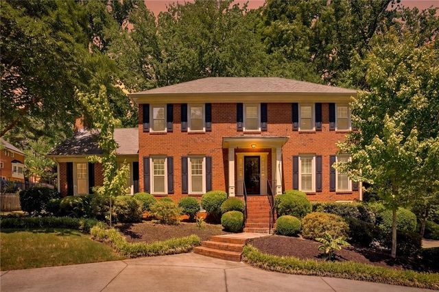 210 Woodrill Way, Atlanta, GA 30350