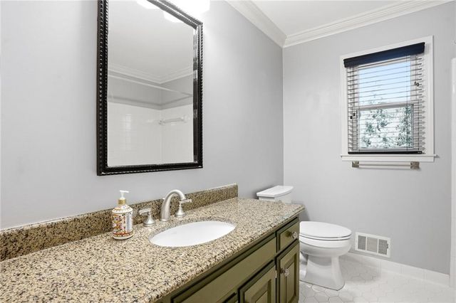 210 Woodrill Way, Atlanta, GA 30350