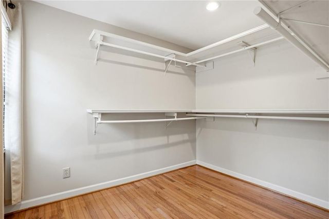 210 Woodrill Way, Atlanta, GA 30350