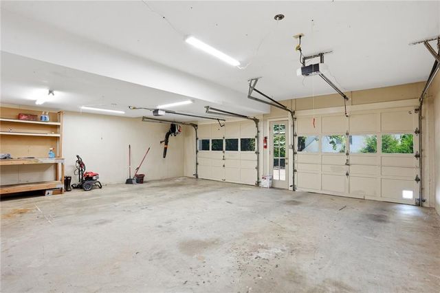 210 Woodrill Way, Atlanta, GA 30350