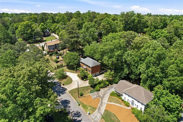 210 Woodrill Way, Atlanta, GA 30350