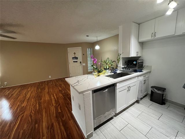 91-253 Hanapouli Circle 19C, Ewa Beach, HI 96706
