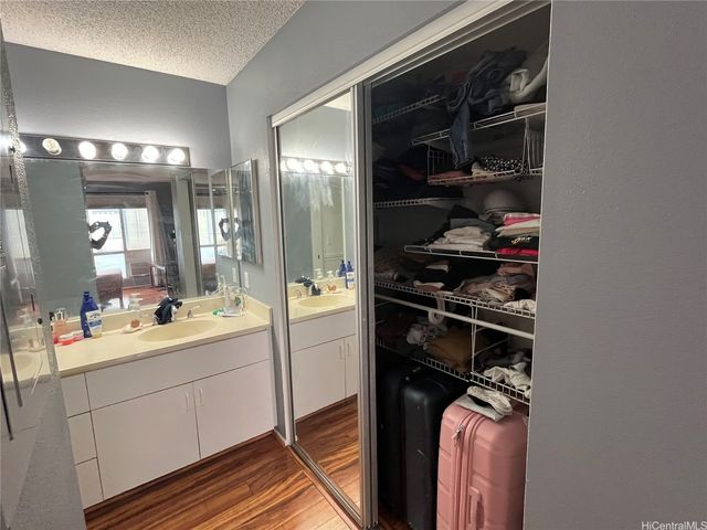 91-253 Hanapouli Circle 19C, Ewa Beach, HI 96706