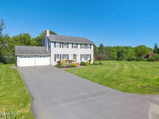 4 Canter Lane, Johnstown, NY 12095