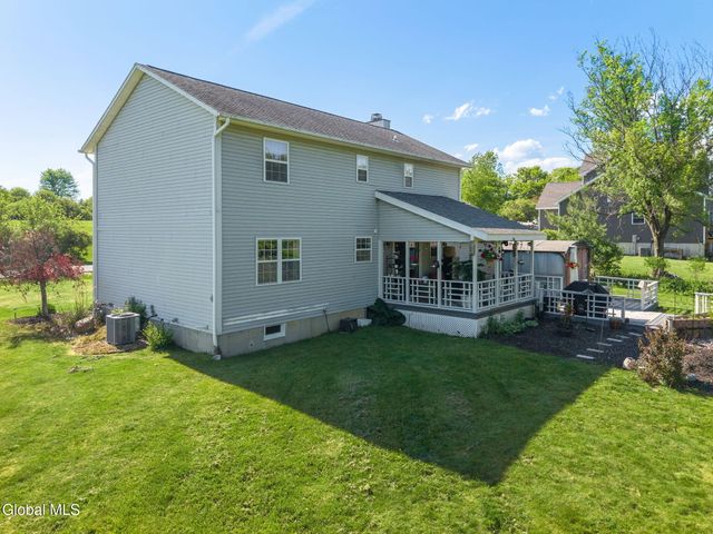 4 Canter Lane, Johnstown, NY 12095