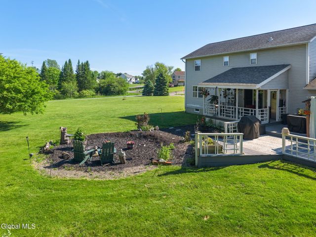 4 Canter Lane, Johnstown, NY 12095