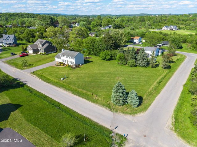 4 Canter Lane, Johnstown, NY 12095