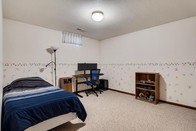 917 10th AVENUE N, Onalaska, WI 54650