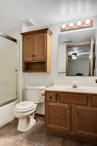 917 10th AVENUE N, Onalaska, WI 54650