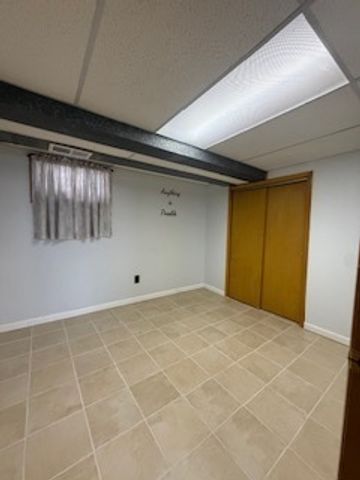 2900 E 101ST Street, Chicago, IL 60617