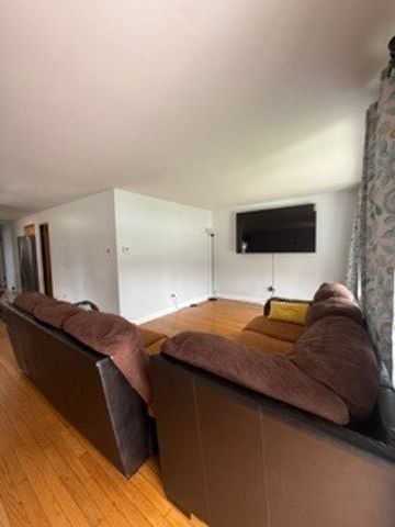 2900 E 101ST Street, Chicago, IL 60617