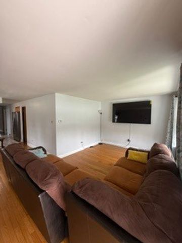 2900 E 101ST Street, Chicago, IL 60617