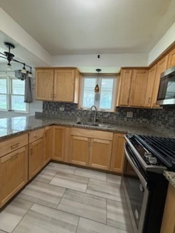 2900 E 101ST Street, Chicago, IL 60617