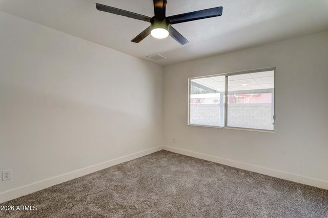 5619 W HARTFORD Avenue, Glendale, AZ 85308