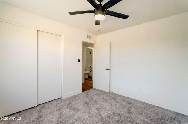 5619 W HARTFORD Avenue, Glendale, AZ 85308