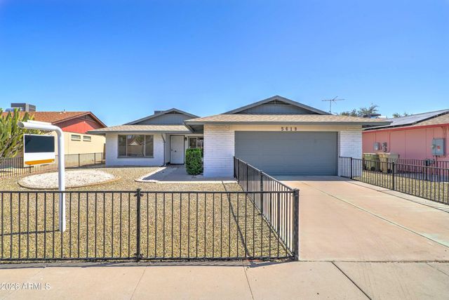 5619 W HARTFORD Avenue, Glendale, AZ 85308