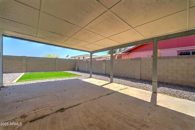 5619 W HARTFORD Avenue, Glendale, AZ 85308