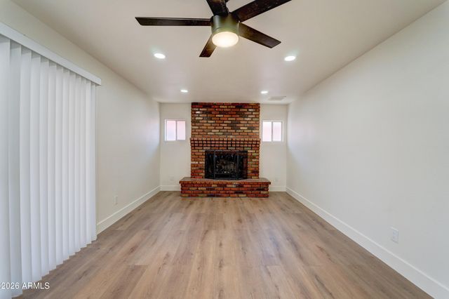 5619 W HARTFORD Avenue, Glendale, AZ 85308
