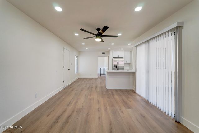5619 W HARTFORD Avenue, Glendale, AZ 85308