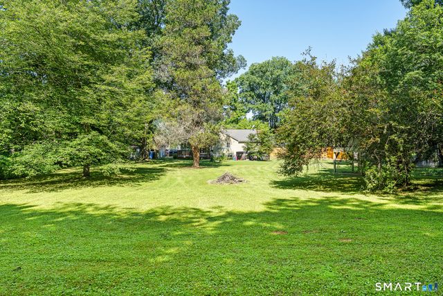 1070 Norwich Road, Plainfield, CT 06374