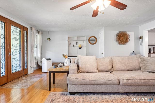 1070 Norwich Road, Plainfield, CT 06374