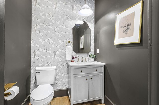 1452 S 4th Street, Columbus, OH 43207