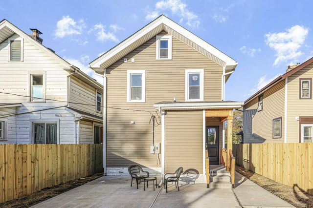 1452 S 4th Street, Columbus, OH 43207